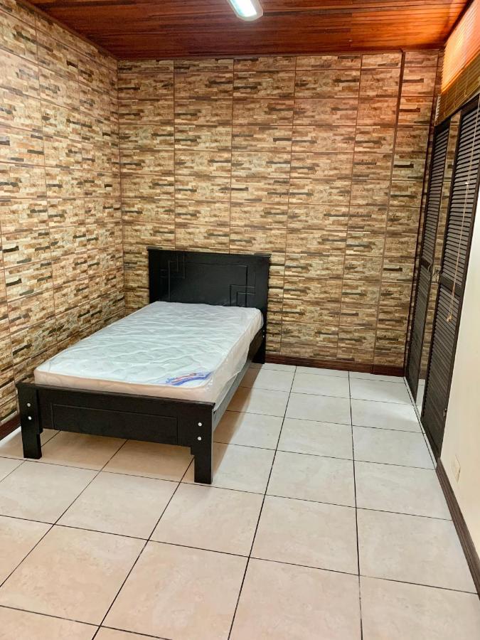 Global House Cr Hostel Backpackers Alajuela Habitacion Compartida 2 Camas Por Habitacion 외부 사진